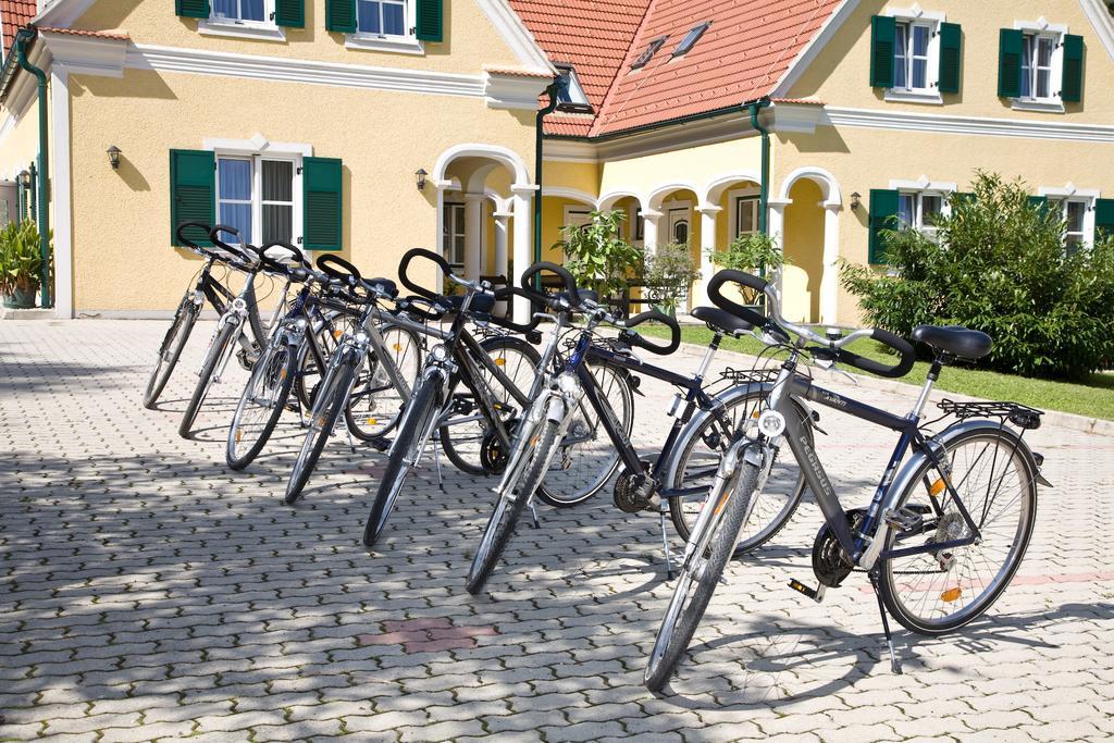 Bad Blumauerhof Hotel Exterior photo